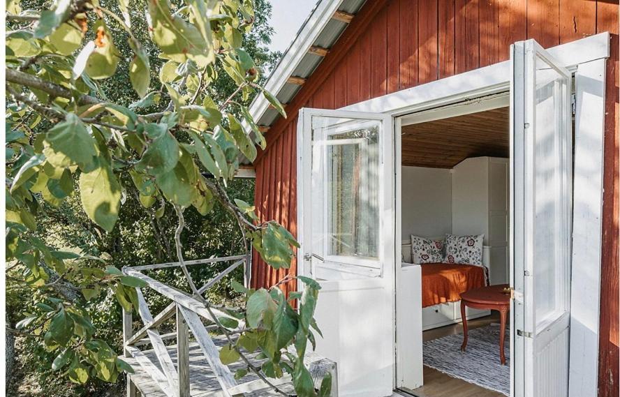 Seaview Cottage In The Trosa Archipelago Экстерьер фото